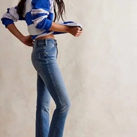 We The Free "Low Maintenance" Mid Rise Crop , Size 26, NWOT - Picture 2 of 6